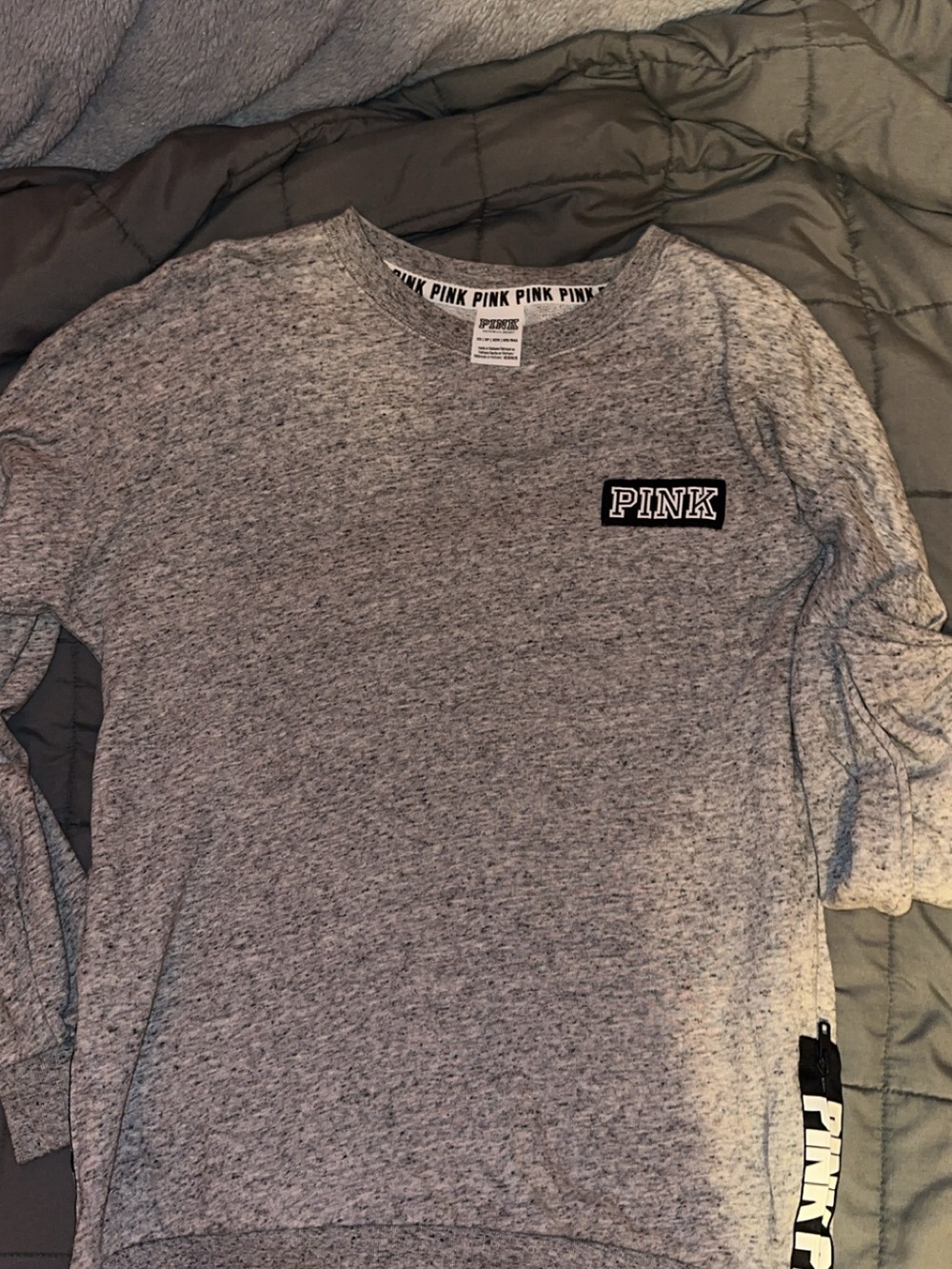 PINK Victoria's Secret Light Heather Gray Crew Sweatshirt with Chest Patch